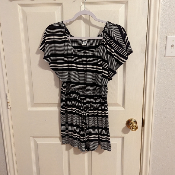 3/$15🧡 Old Navy Women's One Piece Short Set - Picture 2 of 6